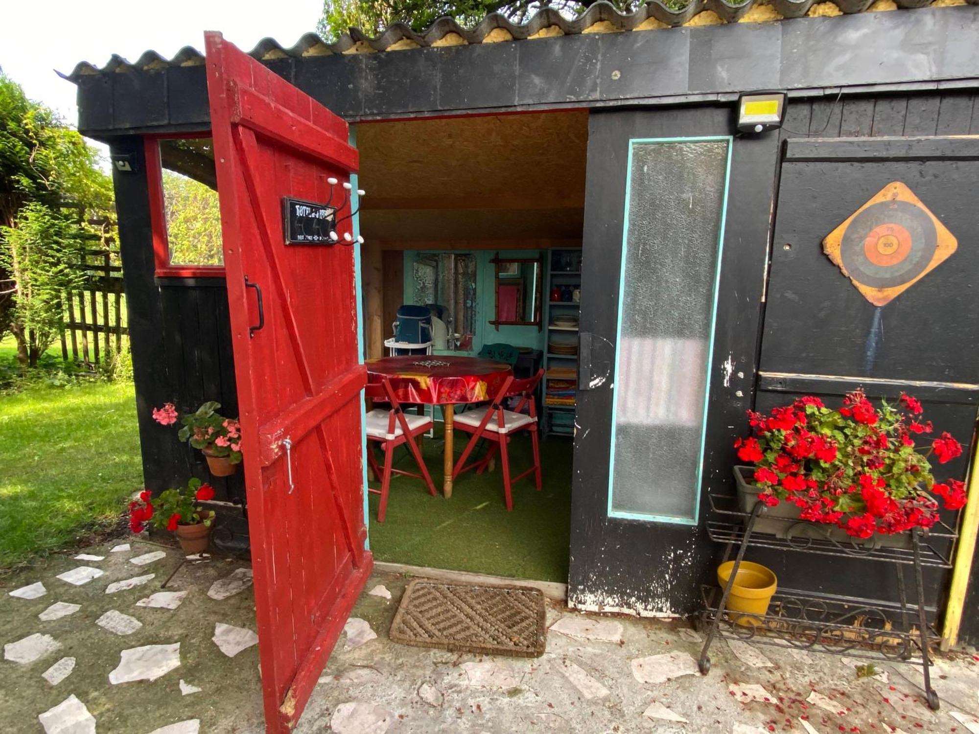 La Chambre Claire Ponts-et-Marais エクステリア 写真